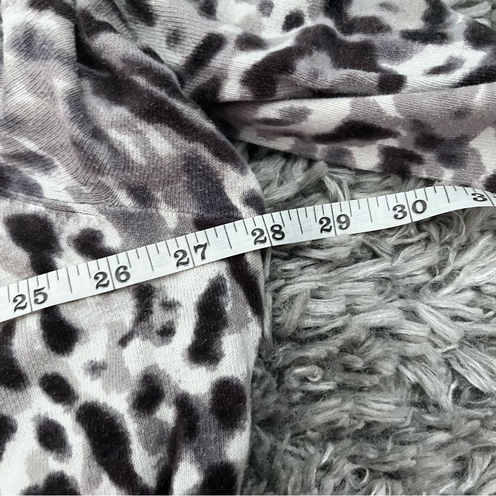 Hudson Leopard Print Button Up Cardigan Size 4x - image 3